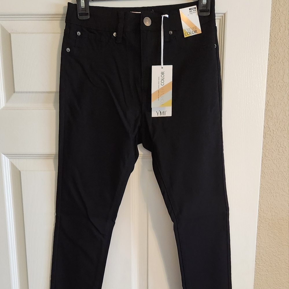 YMI Hyperstretch Skinny Jeans size Large